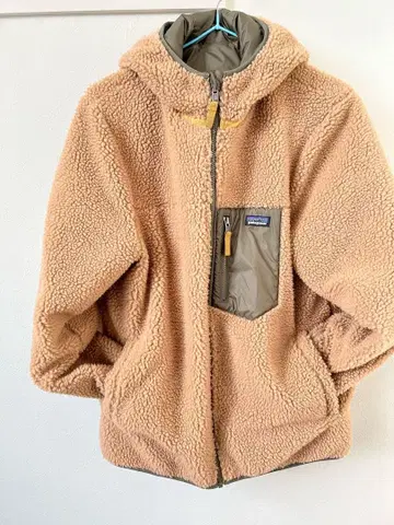 새상품급 patagonia 플리스 자켓 올리브