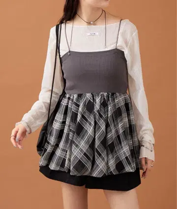 새상품 mystic 베어 벌룬 뷔스티에 체크 무늬 블라우스 mline