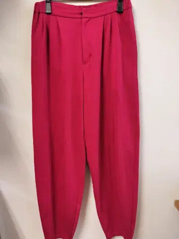 새상품급! Dessindemode 팬츠