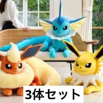 등신대 봉제 인형 부스터즈 늘어선 포켓몬 센터 한정판