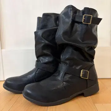 블랙 버클 롱 부츠