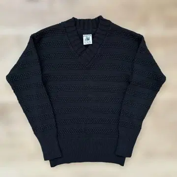 S.N.S. HERNING V넥 데니마크 니트 입체 편직 UA 별주