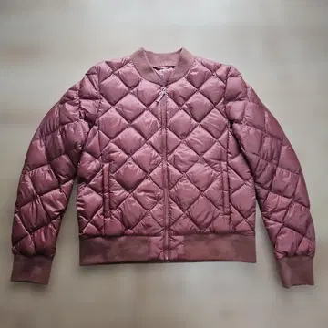 UNIQLO 울트라 라이트 다운 다이아 퀼트 리브 블루종 핑크 브라운