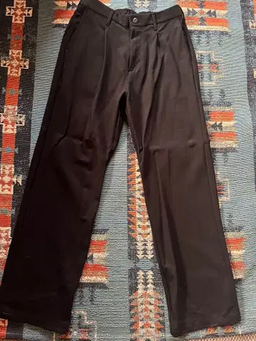 GAP 365 분또 플리츠 트라우저 블랙 S 사이즈