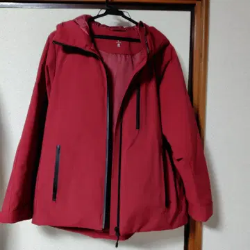 새상품급 UNIQLO 유니클로 하이브리드 다운 파카 빨간색 M 후드 부착