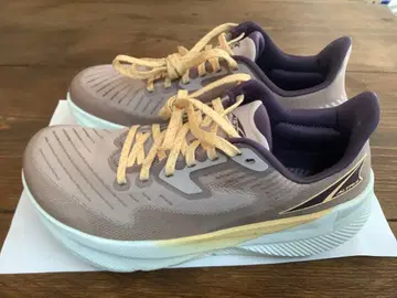 ALTRA W Experience Flow 사이즈 7 TAUPE