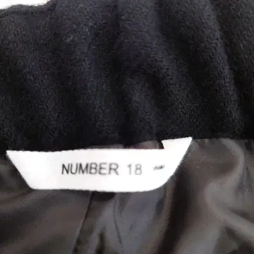 NUMBER 18 블랙 프릴 사이드 슬랙스