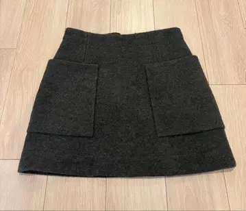 [ COS ] 다크 그레이 미니 스커트 [ 이번 주 특별 가격 ]