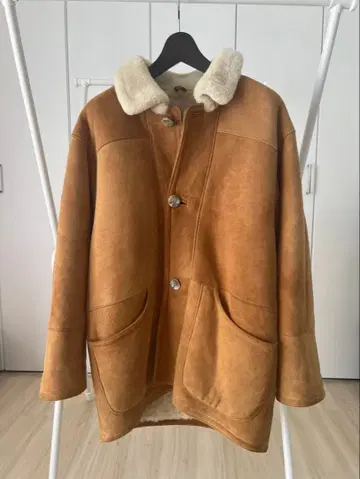 남성용 무스탕 코트