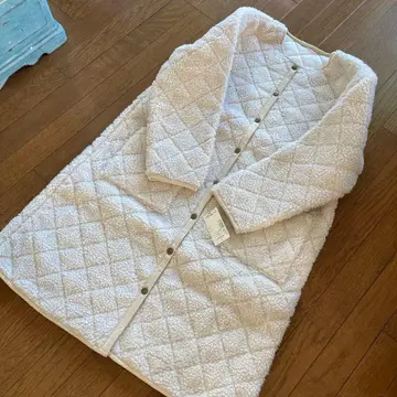 사만사 모스모스 보아 퀼트 코트 스튜디오 클립 아이보리 택 포함 새상품