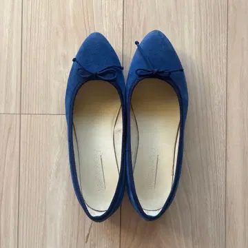 네이비 블루 스웨이드 발레 슈즈 스페인산