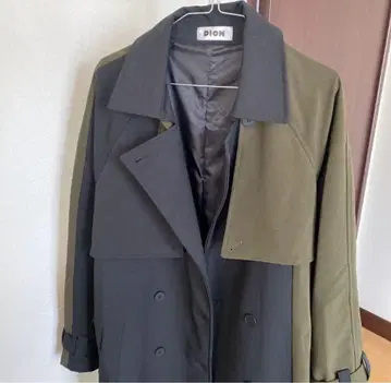 바이컬러 트렌치코트