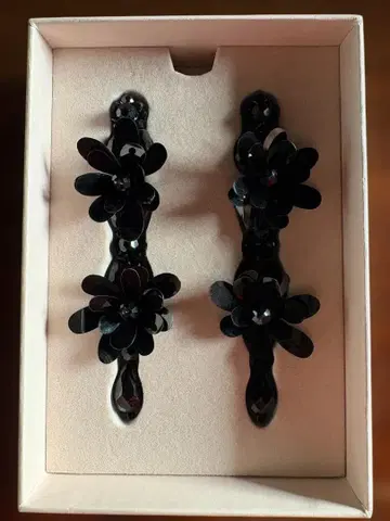 Simone Rocha x H&M 블랙 귀걸이