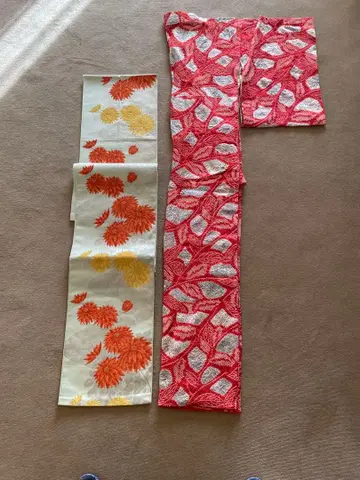 빨간색과 화이트 꽃무늬 코몬 기모노 나고야 오비