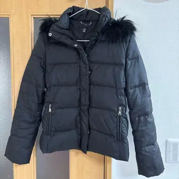 INED 9호 퍼 달린 블랙 다운 자켓