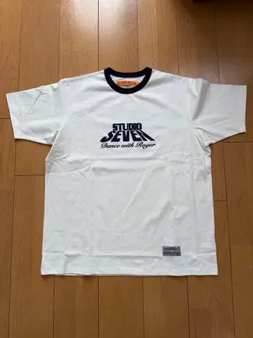 STUDIO SEVEN (스튜디오 세븐) 티셔츠