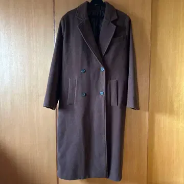 브라운 롱 코트