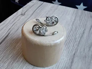 빈티지 소렌토 실버 925 큐빅 꽃 모티브 귀찌