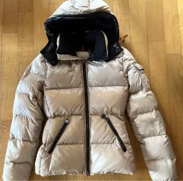 MONCLER 다운 자켓 베이지