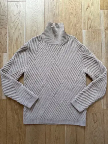 터틀넥 스웨터 베이지