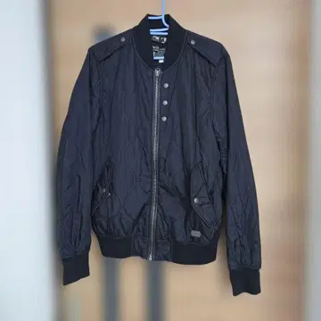 블랙 MA-1 자켓 사이즈 M