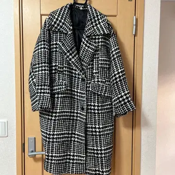 오버 사이즈 코트 화이트 블랙 체크