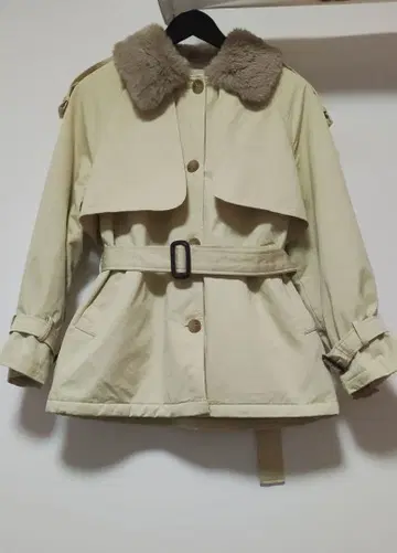 베이지 퍼 옷깃 허리 벨트 자켓