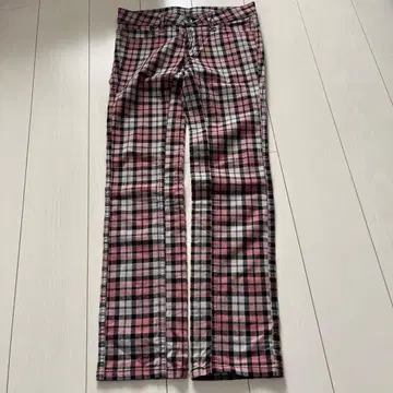 베티 스미스 체크 무늬 팬츠