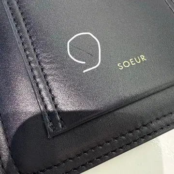 SOEUR. 스마트폰 숄더