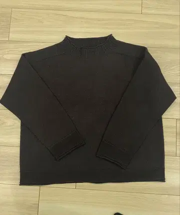 MHL. 마가렛호웰 브라운 스웨터