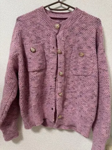 핑크 가디건 버튼 포함