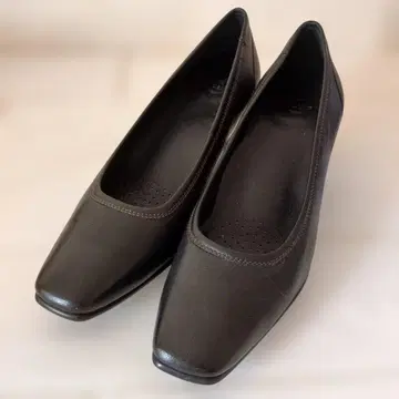 HILUGI 펌프스 23cm 힐기 블랙 스퀘어토