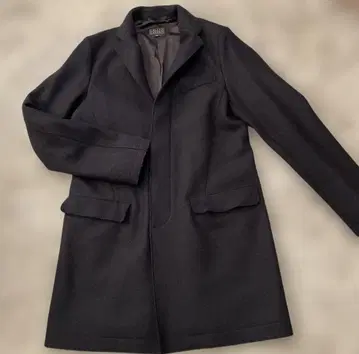 투모로우랜드 에디션 블랙 노카라 체스터 코트