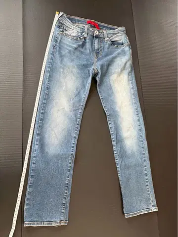 GUESS JEANS losangels
