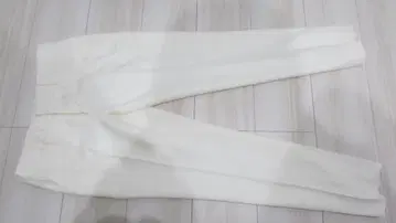 택 포함 새상품 UNTITLED 언타이틀 울 팬츠 사이즈 1