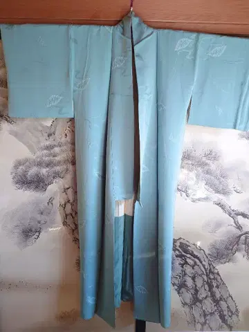 스카이블루 계열 이중 기모노 순수 실크 잎 무늬