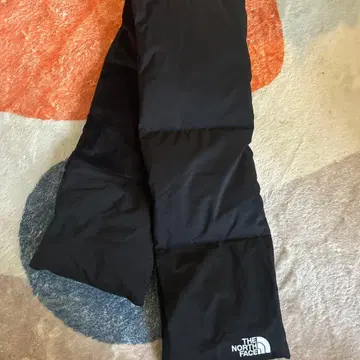 THE NORTH FACE 블랙 머플러