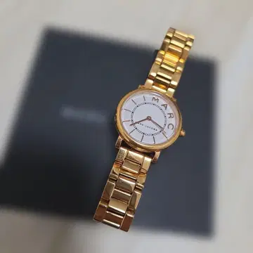 마크 제이콥스 골드 아날로그 손목시계