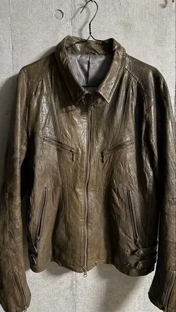 TORNADO MART 올리브 그린 가죽 자켓