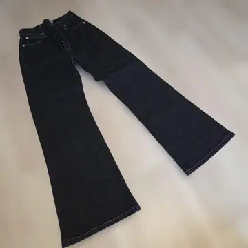 LUDICRUM 루디크람 플레어 데님