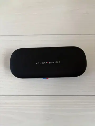 TOMMY HILFIGER 안경 케이스 블랙