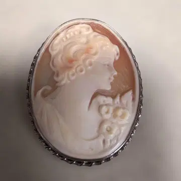 카메오제 여성 옆얼굴 브로치