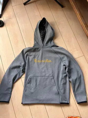 레저렉션 후드티 Resurrection.