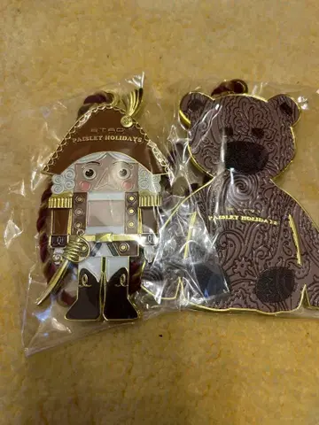 ETRO 너트 크래커와 곰 참 세트