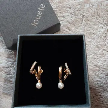 Jouete 더블 귀걸이 지르코니아 x 펄
