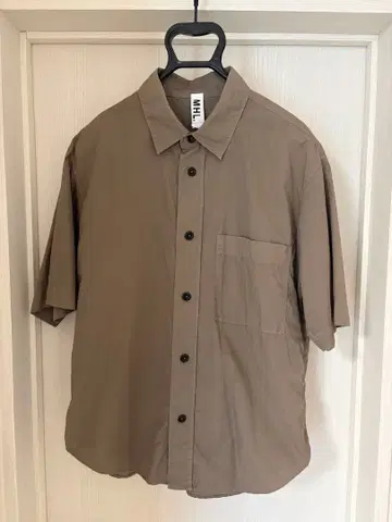 MHL. 반팔 셔츠 (빅 실루엣) L 사이즈