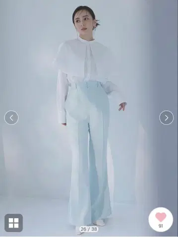 미사용 [ anuans ] 백 벤츠 세미 플레어 팬츠 (MINT)