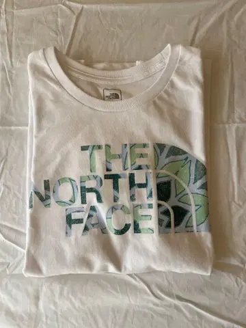 [ 구제 의류 ] THE NORTH FACE 반팔 티셔츠 화이트