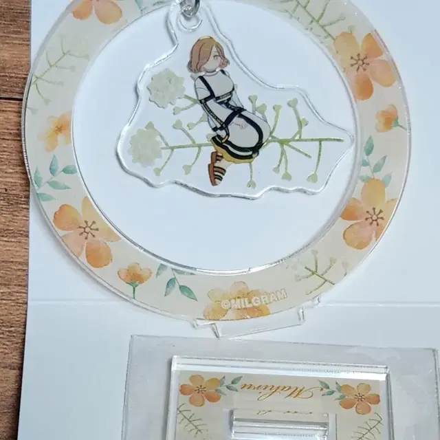 밀그램 보타니아 흔들흔들 아크릴스탠드 마히루