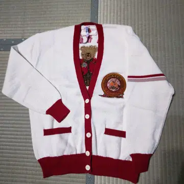 [ 핑크하우스 ] 아이보리/레드 자수 패치 가디건